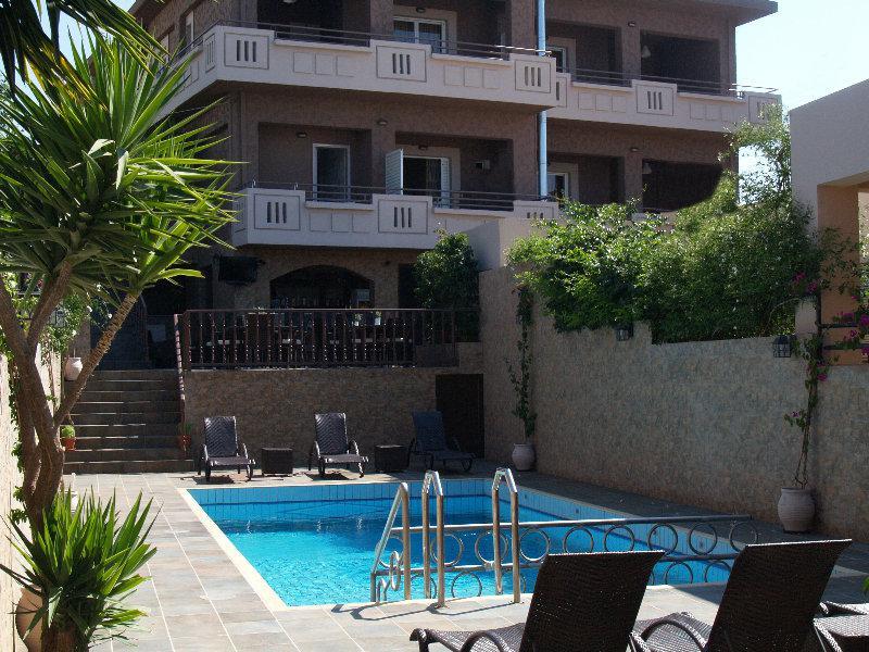 Sun Nicolas Aparthotel 2*