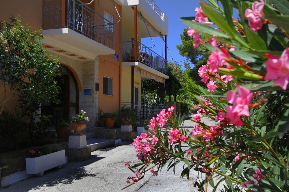 Afrodite Hotel 2*