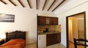 Afrodite Hotel 2*