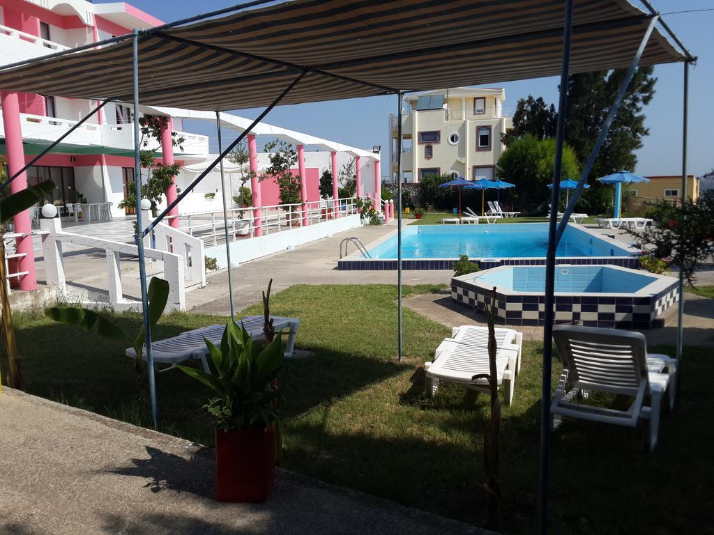 Oleander Studios Aparthotel 3*