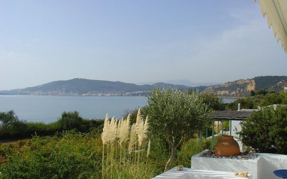 Niriides Hotel