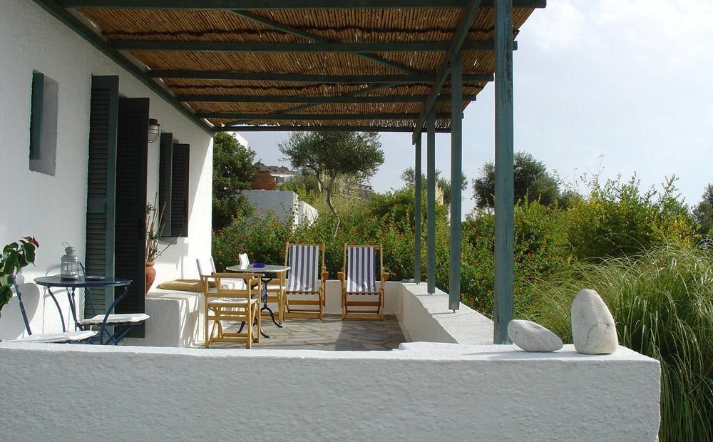 Niriides Hotel 3*