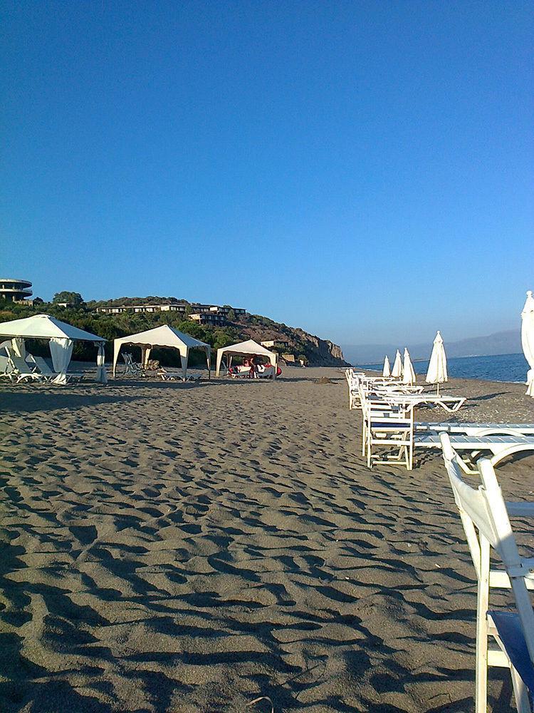 Niriides Hotel 3*