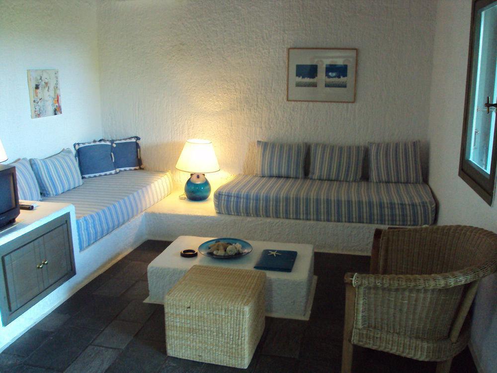 Hotel Niriides 3*