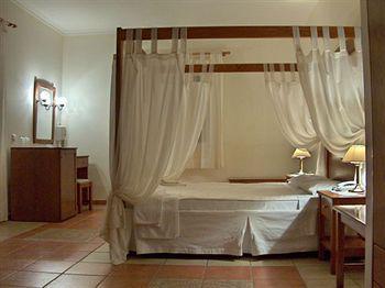 Pantonia Aparthotel