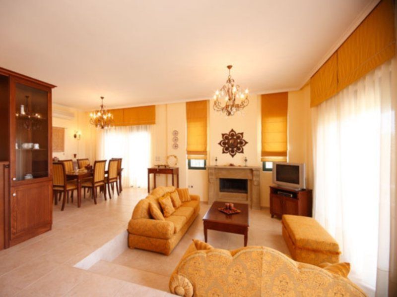 Vallia - Marina Villa *