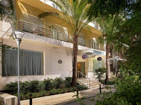 Holiday Suites Hotel Athens