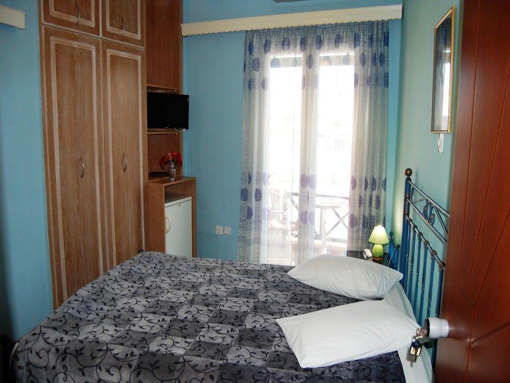 Guest house Pefkakia Park 3*