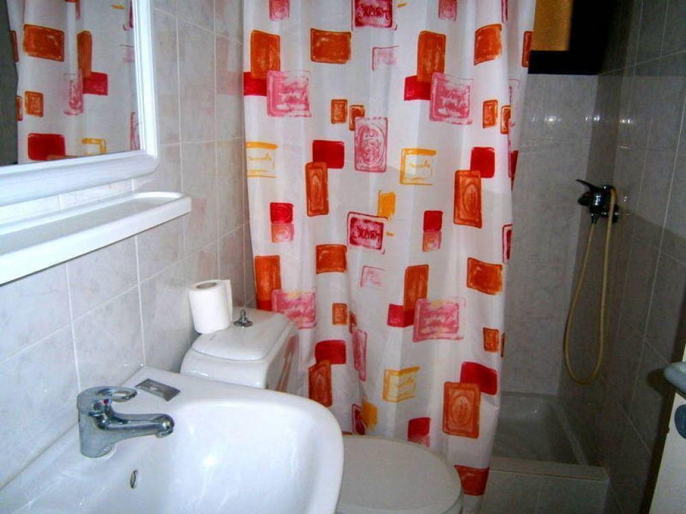 Petros Studios Aparthotel 2*