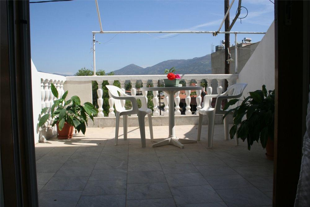 Posidonia Aparthotel Amarynthos