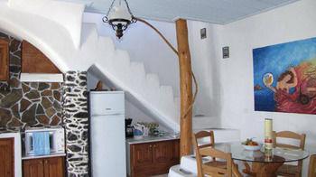 Mantalena Apartment Skyros