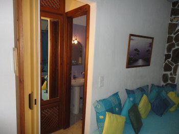 Mantalena Skyros