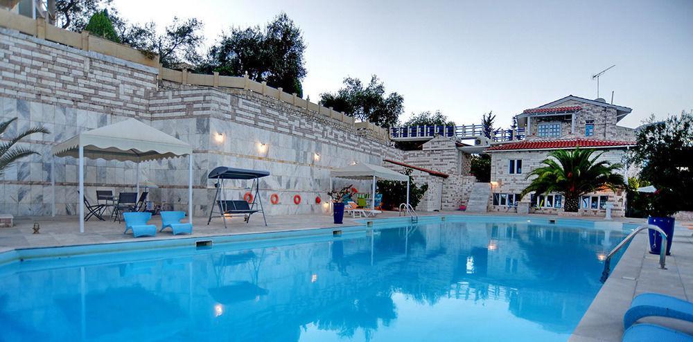 Paco's Hotel 4*