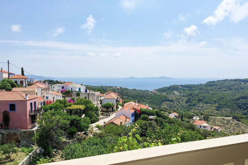 Konstantina Studios Aparthotel 3*