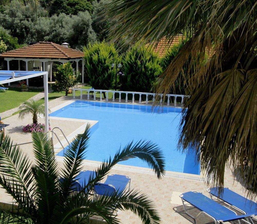 Dimitris & Apartment Frinion