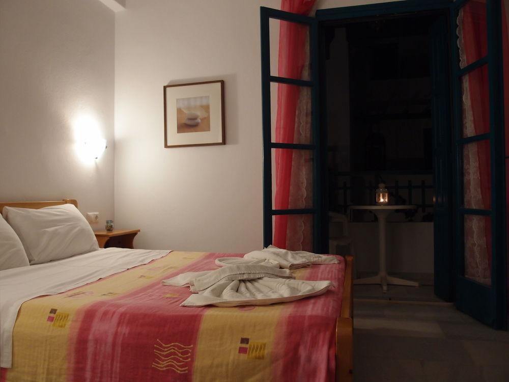 Zas Studios Apartment