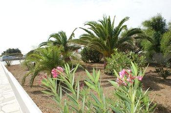 Glyfada Beach Aparthotel 2*