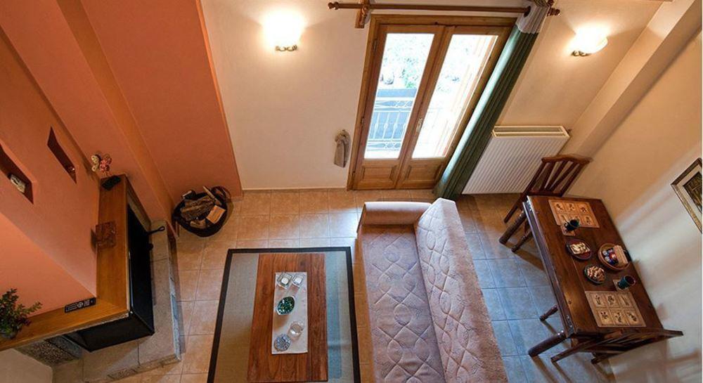Odos Oneiron * Arachova