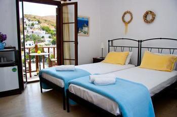 Lykomides Hotel
