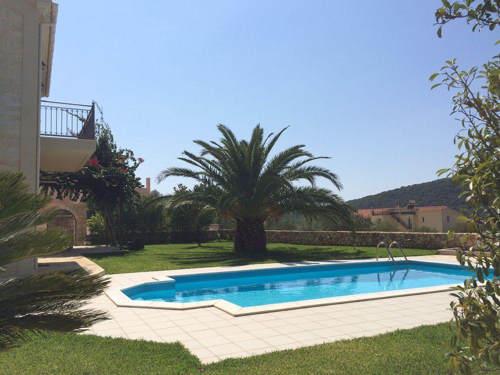 Villa Kefalos Villas *