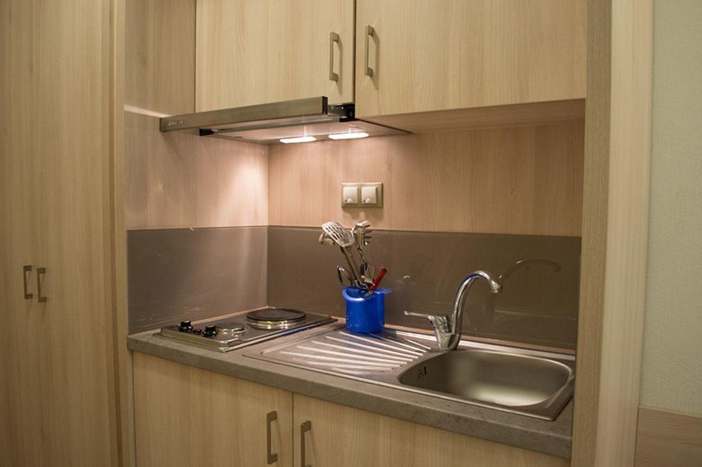 Alarzo Apartment *