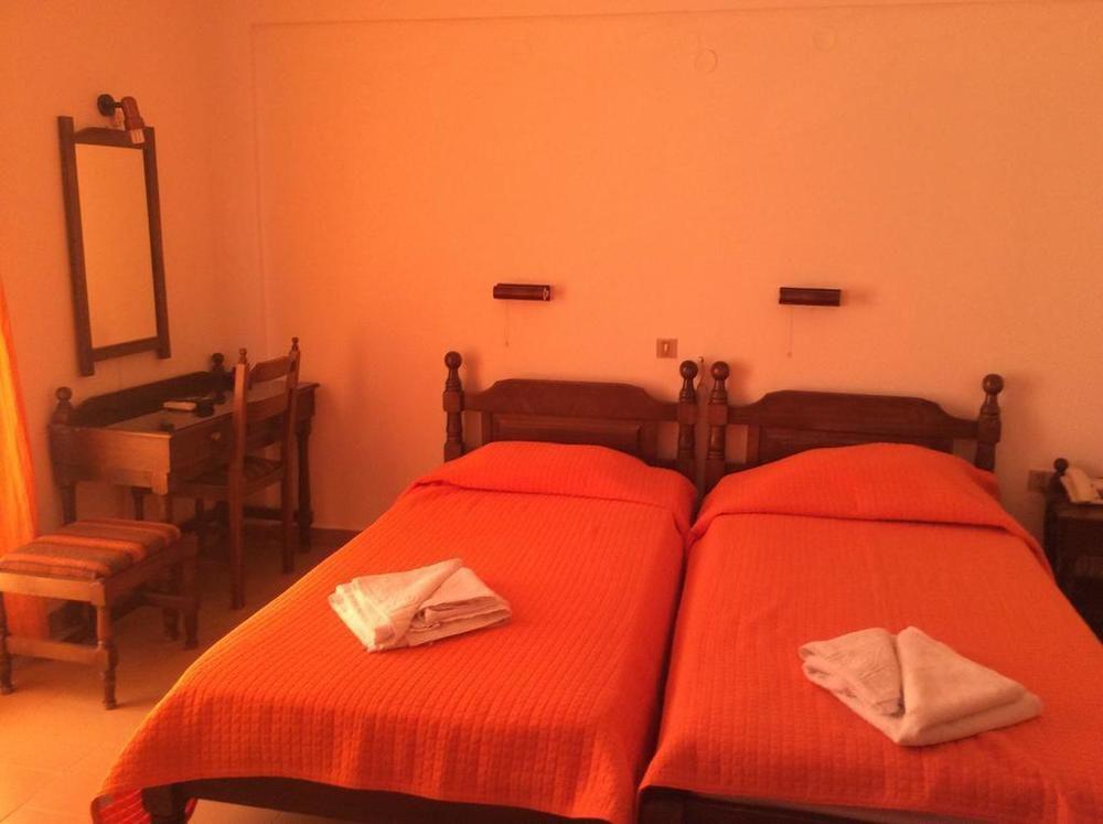 Milos Bay Suites 3*