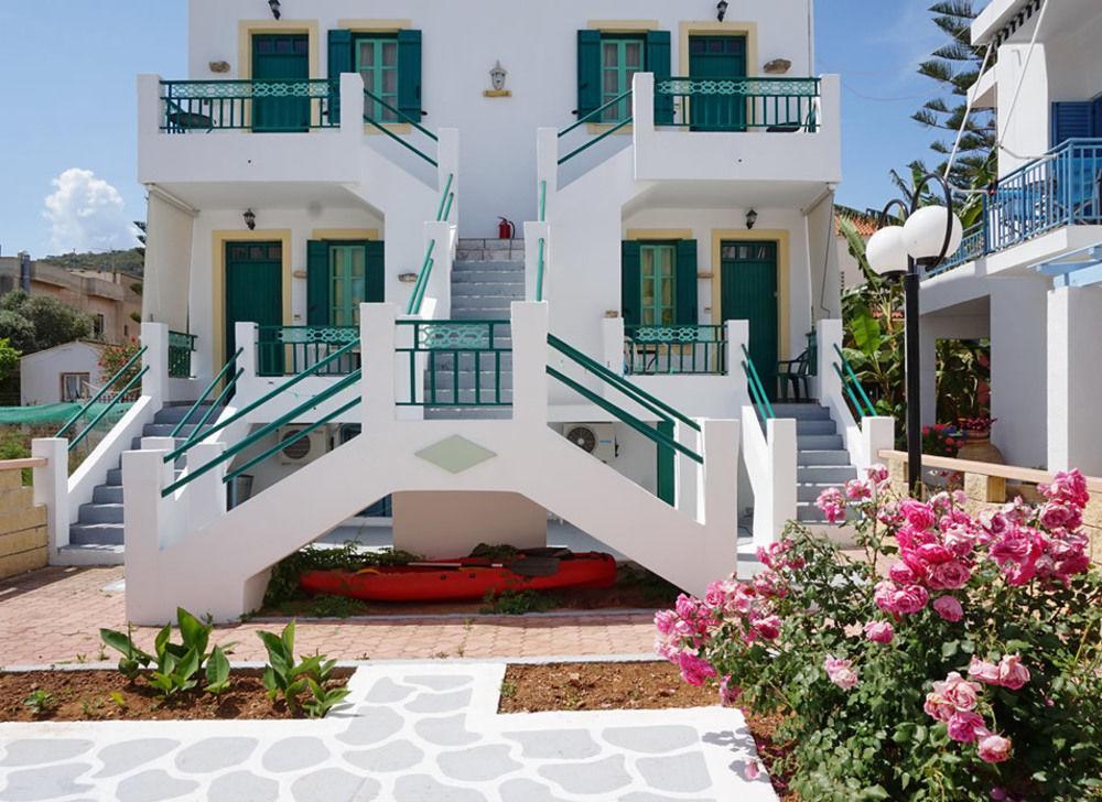 Saronis Agistri - Adults Only