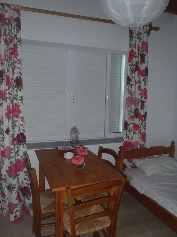 Seashell Apartment Pirgos Psilonerou