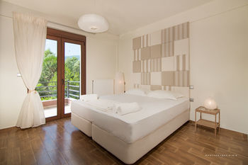 Villa Olympus *