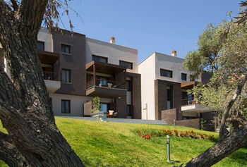 Athos - Luxury Seaside Komitsa