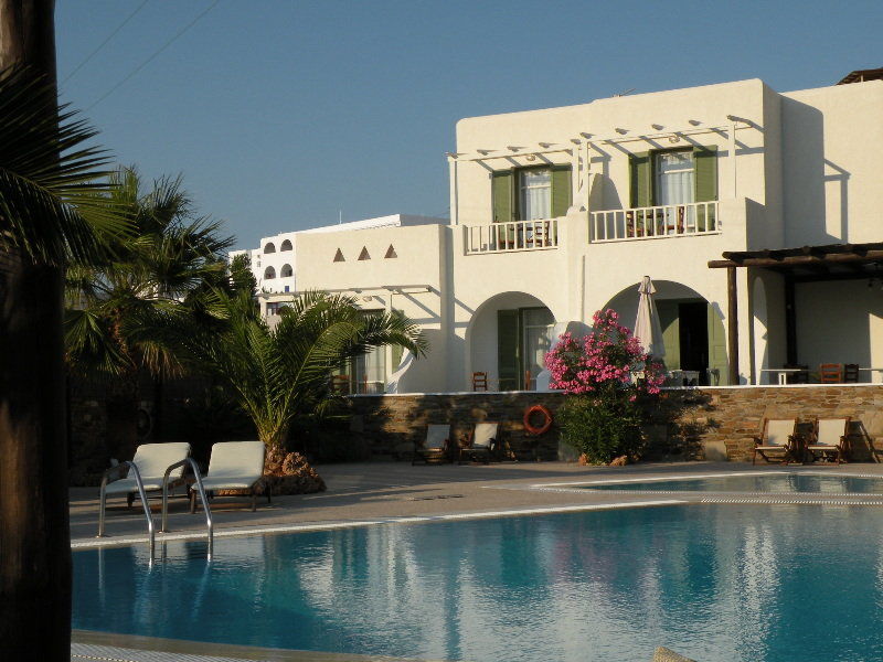 Olga Aparthotel 3*