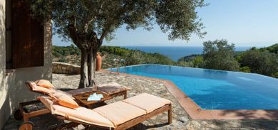Alonissos Poikilma - Luxury In Alonissos In Nature With Private Pools Villa *