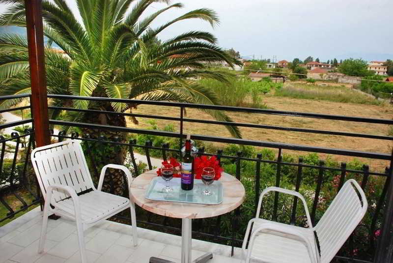 Eleni's Garden & Castello Alykanas (Zakynthos)