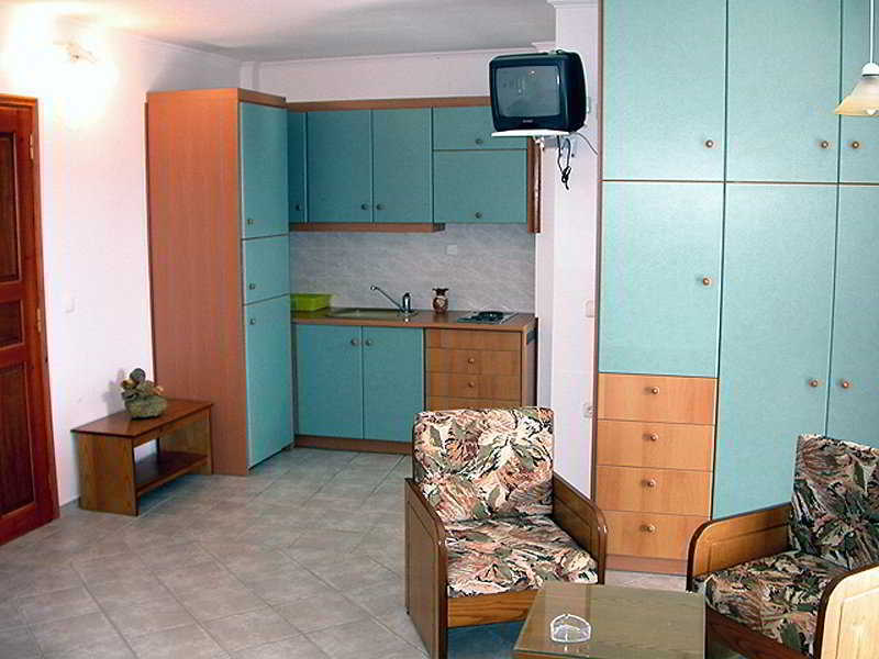 Arokaries Apartment Adamantas (Milos)