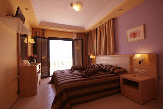Ai Yannis And Hotel 3*