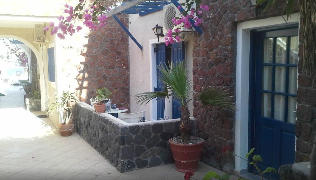 Arion Bay Santorini
