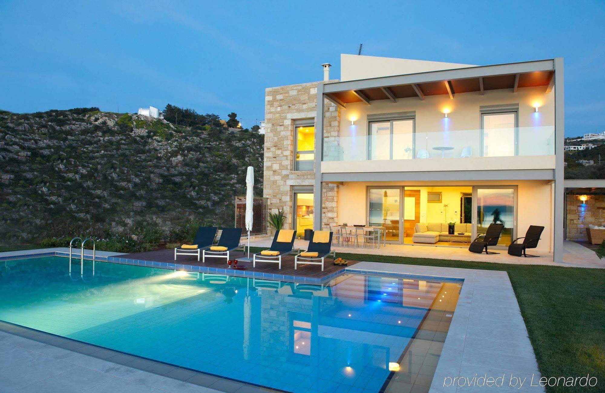 Sk Place Luxury Seafront Chania Villa *