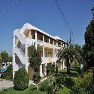 Tzilios Acharavi (Corfu)