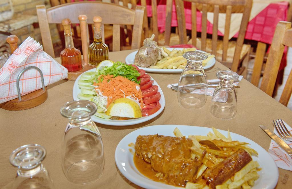 Oneiro Resort