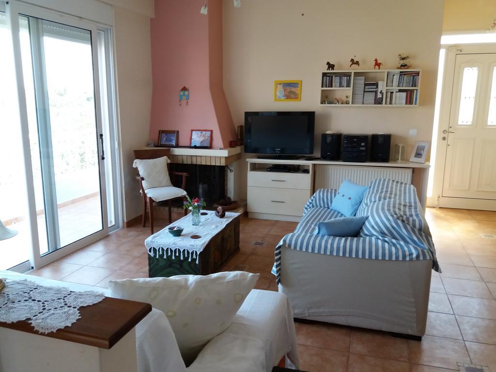 Antonia's House With Free Bikes Apartment