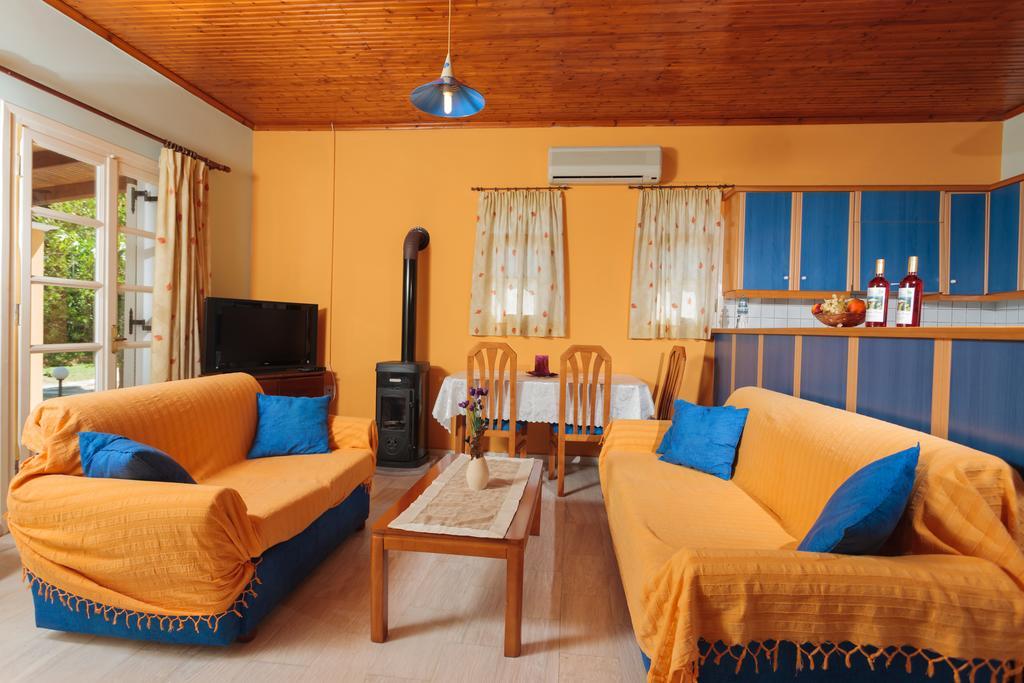 Augoustinos Country house Sarakinadhon