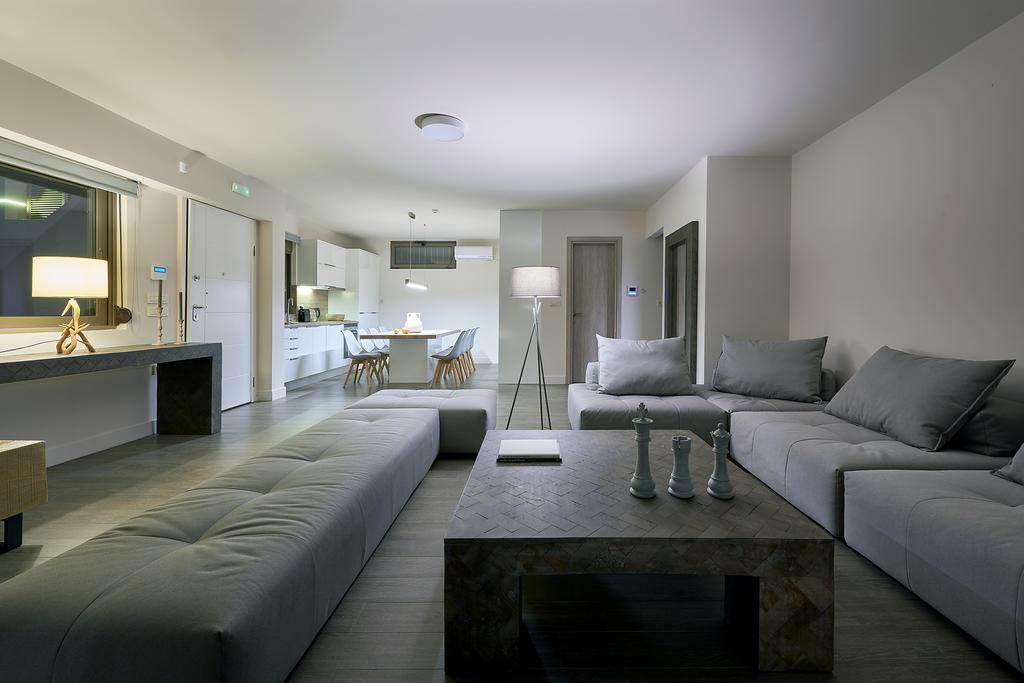 Elaia Luxury Apartment *