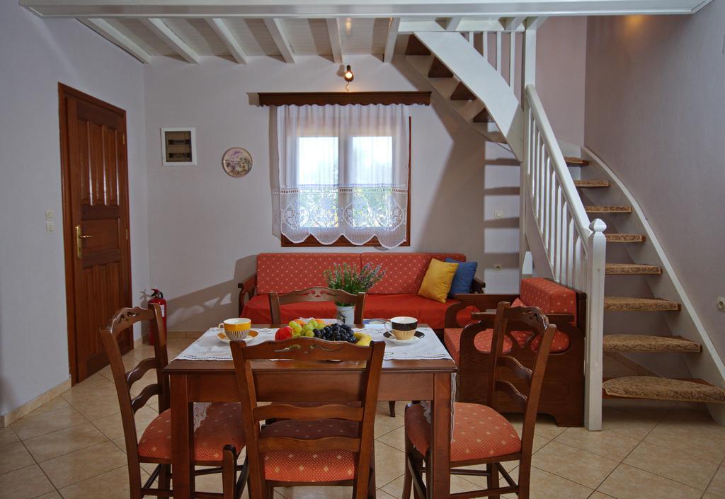 Villa Kamelia Votsi (Alonnisos)