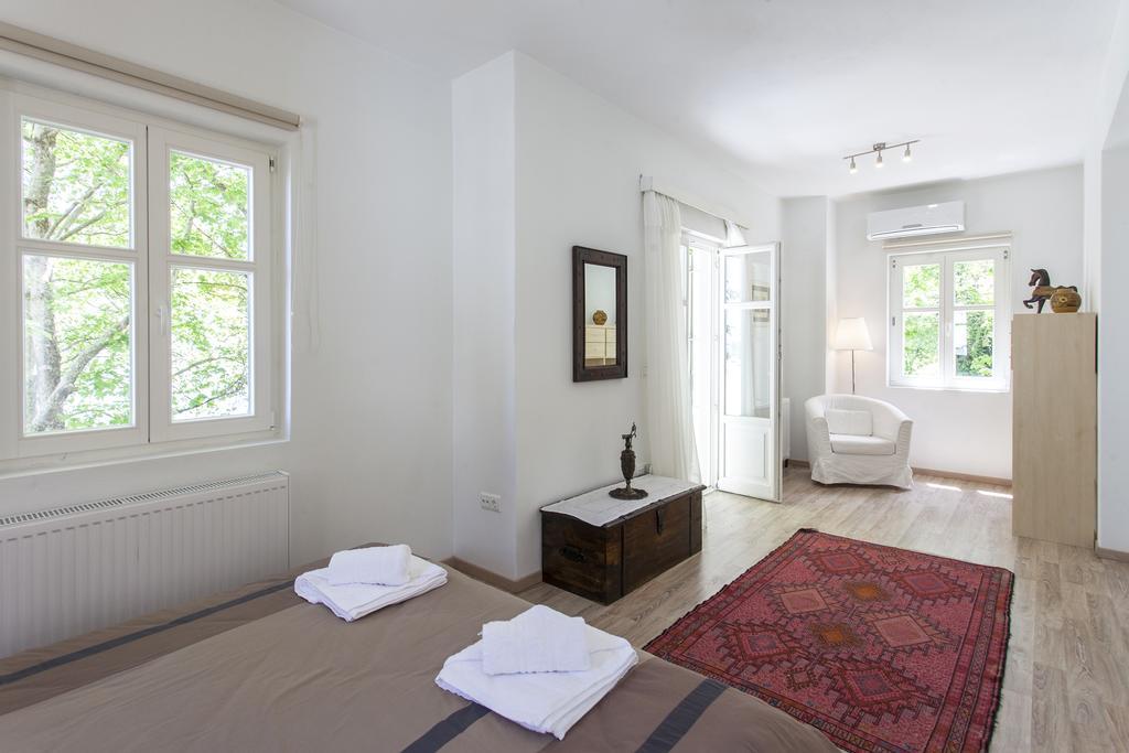 Gems Of Villa Zagora