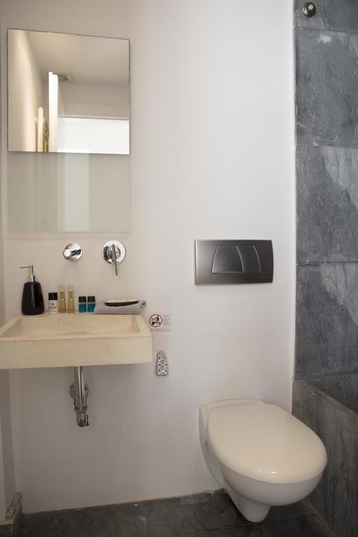 Infinity White Complex By Gk Apartment *
