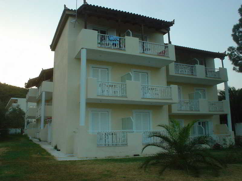 Mythos 3* Skiathos Town