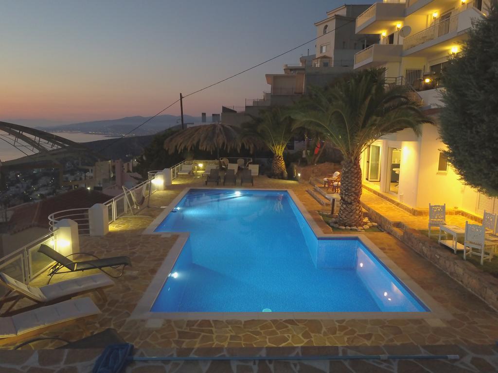 Infinity Blue Saronida