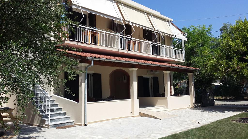 Spiti Prokopis - Marilena House * Dassia (Corfu)