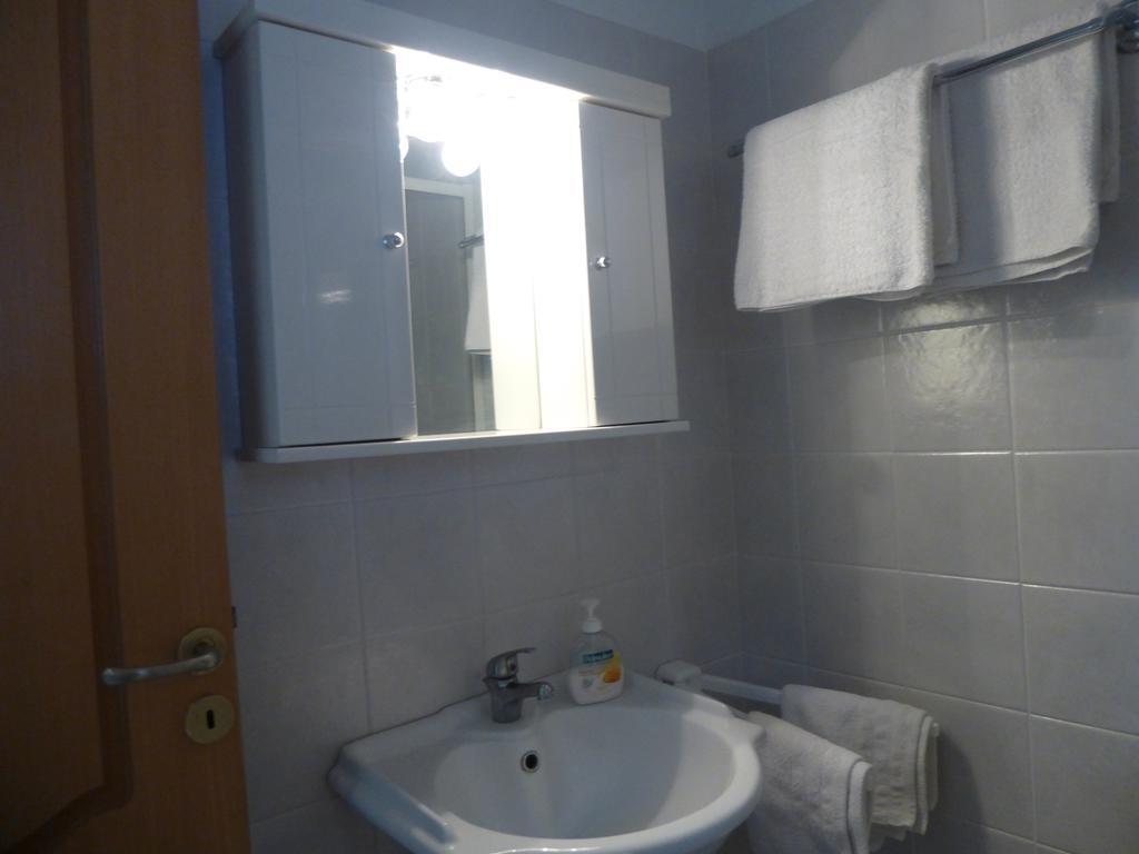Studio Anesis Aparthotel *
