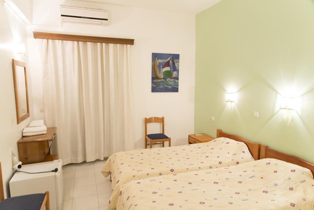 Athina Hotel